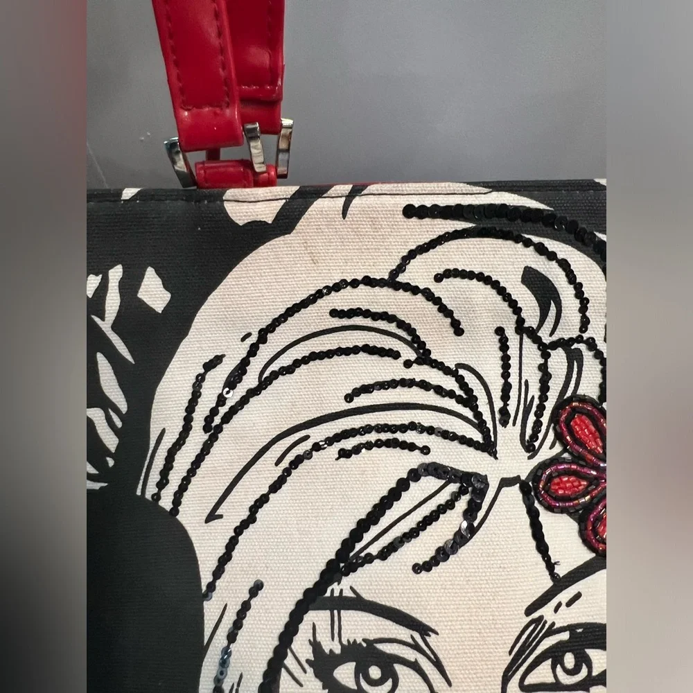 Illustration Artsy Tote Black And White with red Sequins!